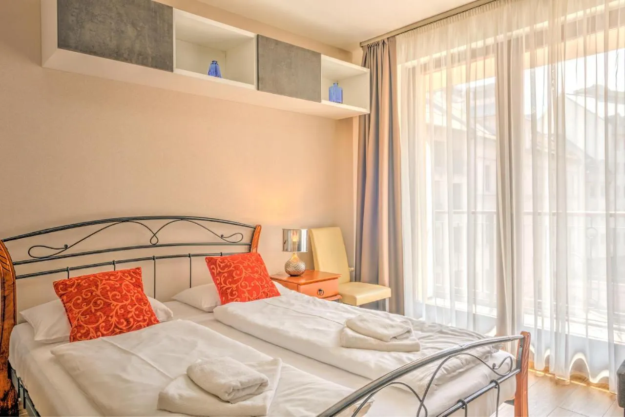 Budapest Center Apartments 0*,