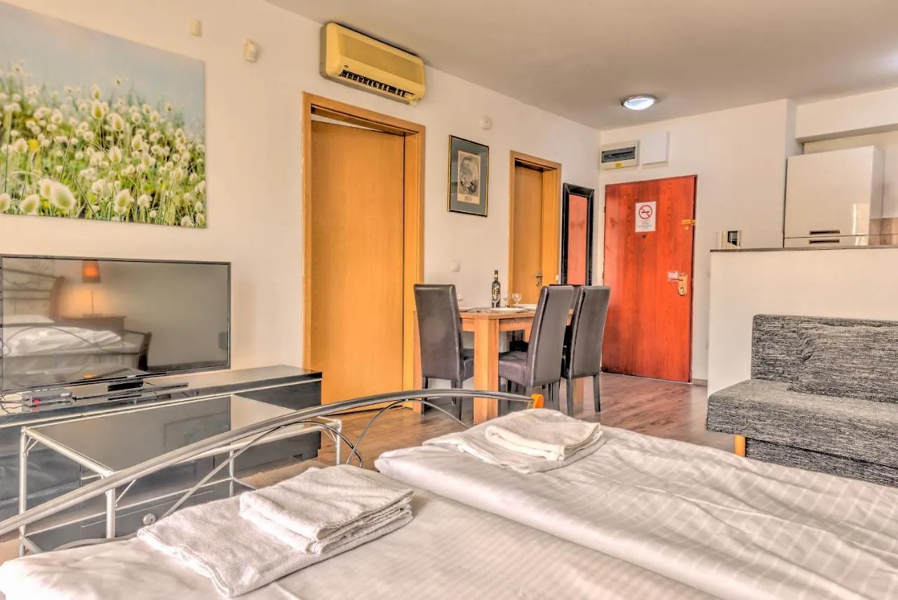 Budapest Center Apartments