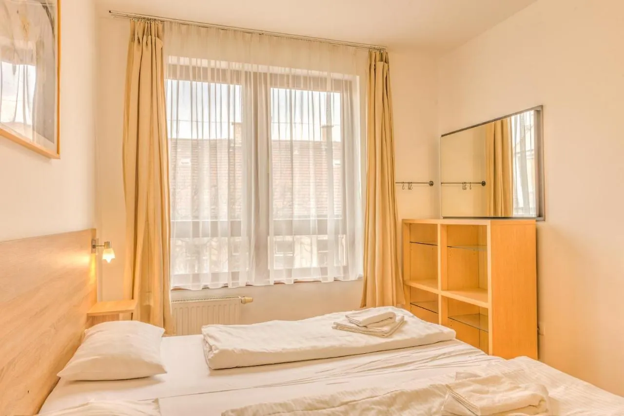 Budapest Center Apartments المجر