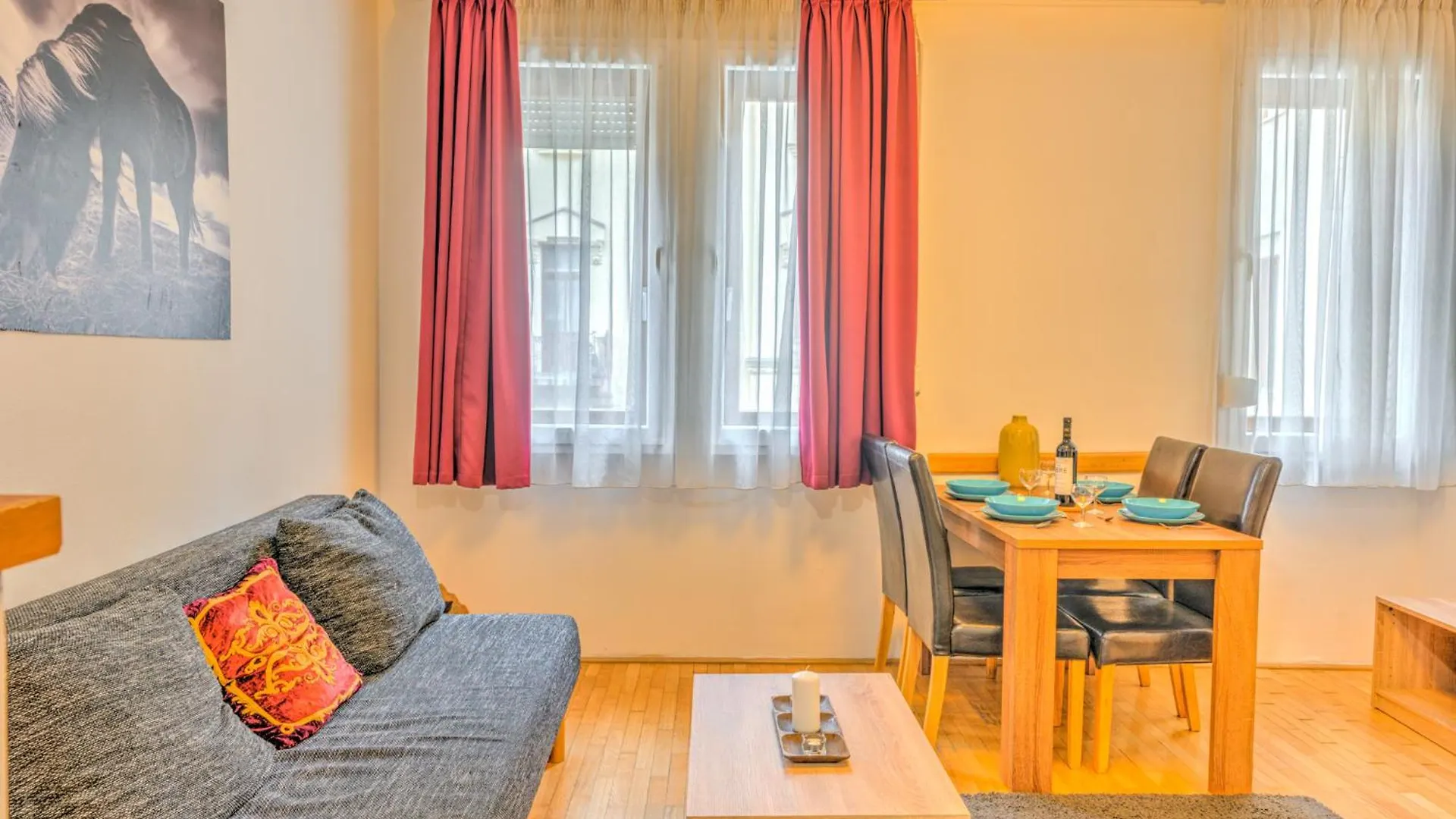Budapest Center Apartments